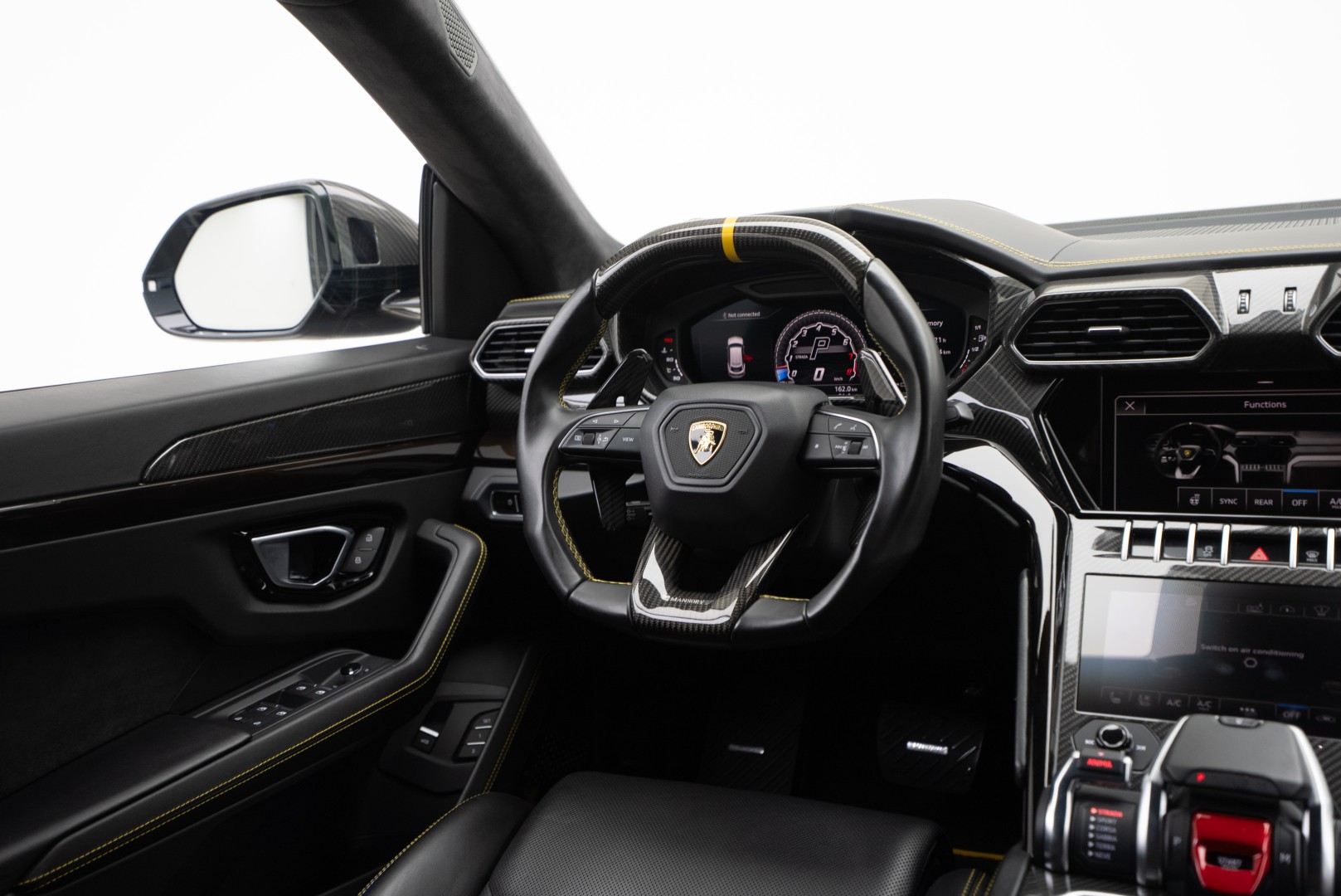 2021 LAMBORGHINI URUS BY MANSORY 